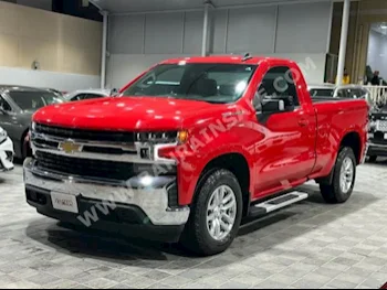 Chevrolet  Silverado  LT  2022  Pick Up  Automatic  8  17,000  RWD  Red  Gasoline