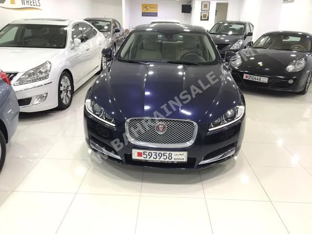 Jaguar  XF  2015  Sedan  Automatic  4  23,000  FWD  Blue  Gasoline