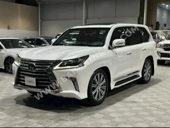 Lexus  LX  570 S  2017  SUV  Automatic  8  80,000  4WD  White  Gasoline
