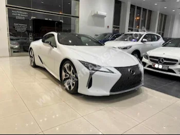 لكزس  إل سي  500  2017  كوبيه \ سبورت  اتوماتك  8  72,850  دفع خلفي  أبيض  بنزين