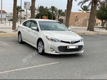 تويوتا  أفالون  اكس ال اي  2013  سيدان  اتوماتك  6  65,100  دفع خلفي  أبيض لؤلؤي  بنزين