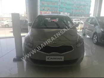 Kia  Carens  2018  Hatchback  Automatic  4  0  FWD  Light Beige  Gasoline