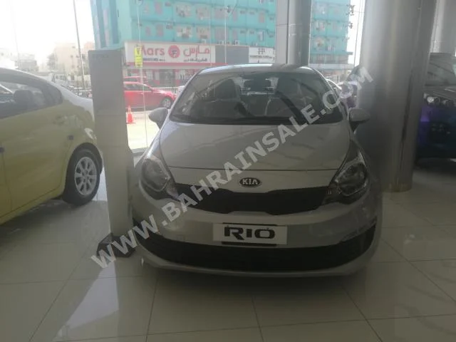 Kia  Rio  2018  Sedan  Automatic  4  0  FWD  Silver  Gasoline
