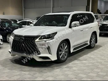 Lexus  LX  570 S  2016  SUV  Automatic  8  215,000  4WD  White  Gasoline