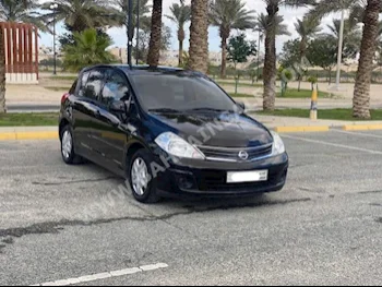 نيسان  تيدا  2011  هاتشباك  اتوماتك  4  88,000  دفع أمامي  أسود  بنزين