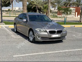بي ام دبليو  الفئة - الخامسة  528i  2012  سيدان  اتوماتك  4  162,300  دفع أمامي  فضي  بنزين