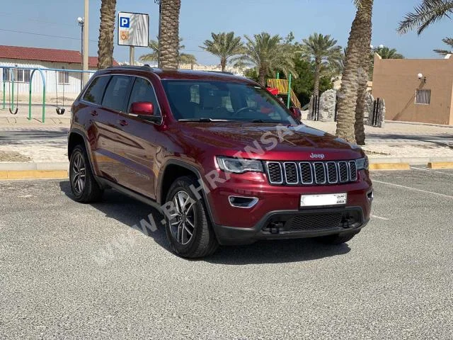 Jeep  Grand Cherokee  Laredo  2019  SUV  Automatic  6  45,800  4WD  Maroon  Gasoline