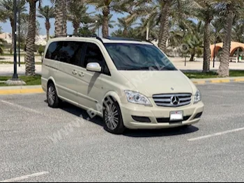 Mercedes-Benz  Viano  2014  Van / Bus  Automatic  6  95,900  RWD  Beige  Gasoline