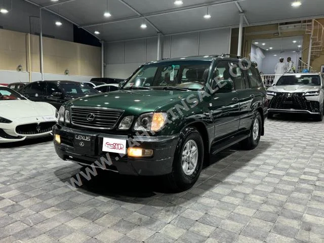 Lexus  LX  470  1999  SUV  Automatic  8  353,000  4WD  Green  Gasoline