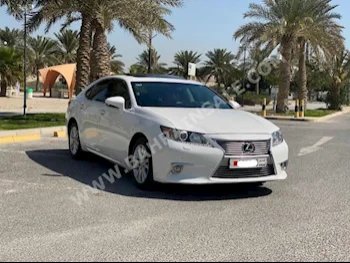 Lexus  ES  350  2015  Sedan  Automatic  6  110,050  FWD  Pearl  Gasoline
