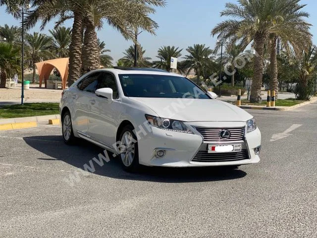 Lexus  ES  350  2015  Sedan  Automatic  6  110,050  FWD  Pearl  Gasoline