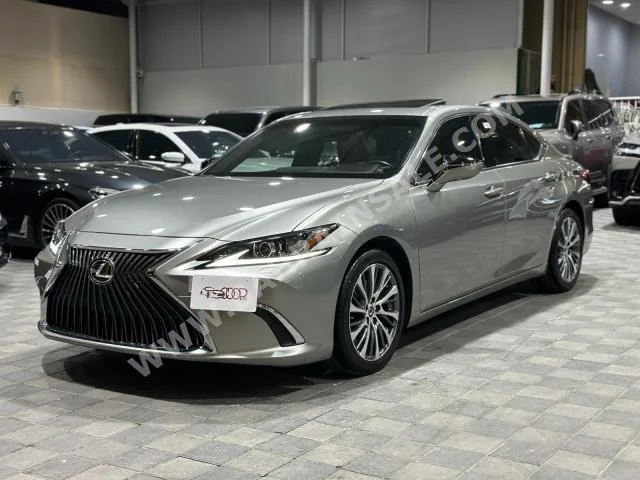 Lexus  ES  350  2020  Sedan  Automatic  6  10,000  RWD  Bronze  Gasoline