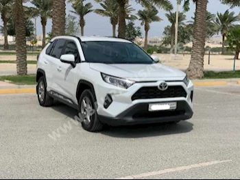 Toyota  Rav 4  2023  SUV  Automatic  4  52,850  RWD  Pearl  Gasoline