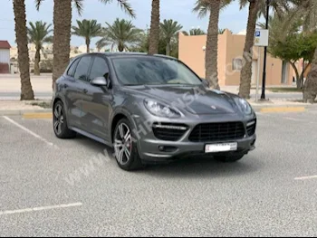 بورش كيان 2014 اس يو في اتوماتك 8 99,950 دفع أمامي رمادي بنزين