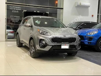 كيا  سبورتج  2.4 LX  2022  اس يو في  اتوماتك  4  15,600  دفع كلي مستمر  رمادي  بنزين