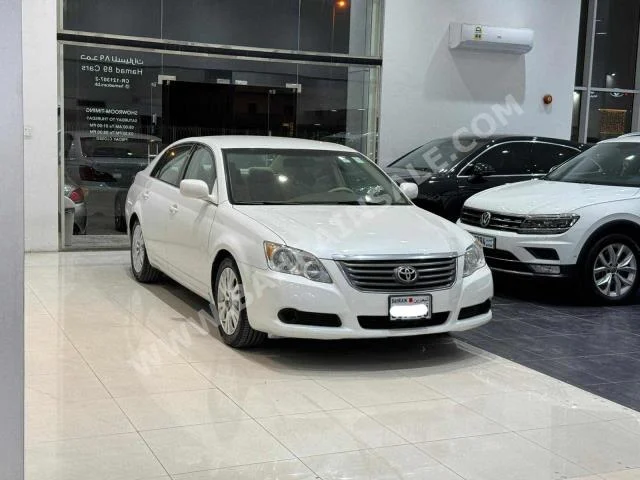 تويوتا  أفالون  2010  سيدان  اتوماتك  6  195,200  دفع خلفي  أبيض  بنزين