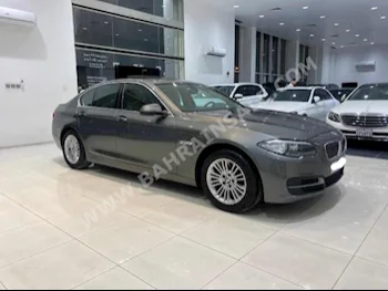 بي ام دبليو  الفئة - الخامسة  520i  2014  سيدان  اتوماتك  4  174,100  دفع أمامي  رمادي  بنزين