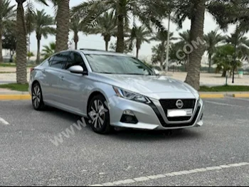 نيسان  ألتيما  2019  سيدان  اتوماتك  4  71,200  دفع أمامي  فضي  بنزين
