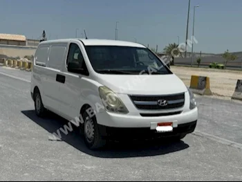 هيونداي  أتش1  2016  فان \ باص  عادي  4  171,200  دفع أمامي  أبيض  بنزين