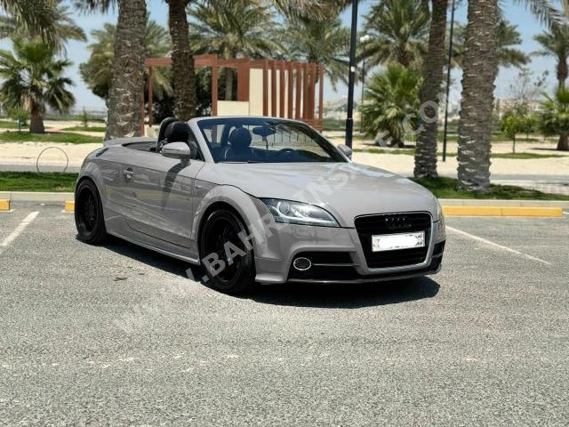 Audi  TT  2.0  2013  Convertible  Automatic  4  105,700  FWD  Gray  Gasoline