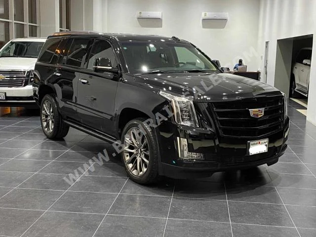 Cadillac  Escalade  2019  SUV  Automatic  8  87,300  4WD  Black  Gasoline