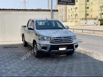 Toyota  Hilux  2020  Pick Up  Manual  4  69,750  RWD  White  Gasoline