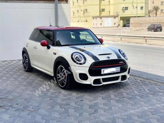 Mini  Cooper  JCW  2020  Hatchback  Automatic  4  60,500  FWD  White  Gasoline