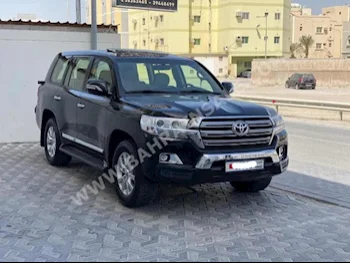 Toyota  Land Cruiser  GXR  2019  SUV  Automatic  6  187,200  AWD  Black  Gasoline
