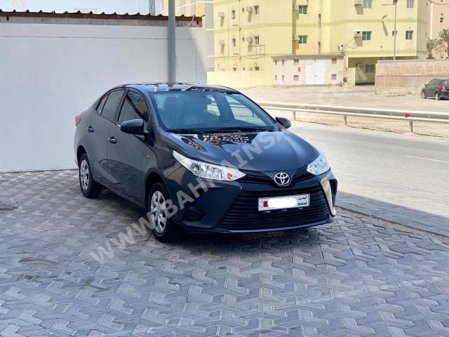 تويوتا  ياريس  2022  سيدان  اتوماتك  4  27,800  دفع أمامي  رمادي  بنزين