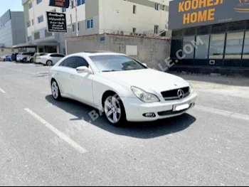 Mercedes-Benz  CLS-Class  350  2009  Sedan  Automatic  6  124,700  RWD  White  Gasoline