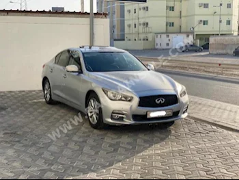 Infiniti  Q  50  2016  Sedan  Automatic  4  61,650  RWD  Silver  Gasoline