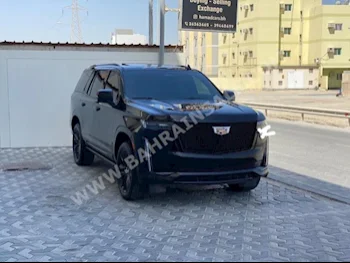 Cadillac  Escalade  2022  SUV  Automatic  8  29,000  4WD  Black  Gasoline
