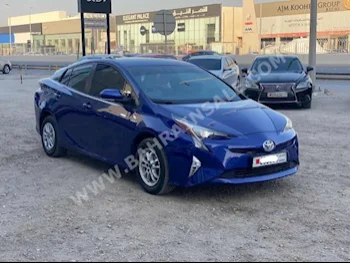 Toyota  Prius  Hybrid  2017  Sedan  Automatic  4  101,000  FWD  Blue  Gasoline