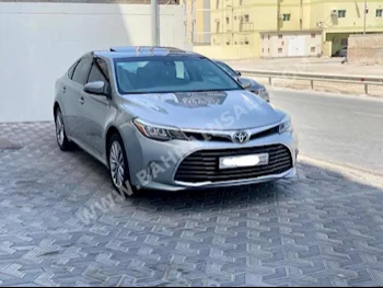 Toyota  Avalon  Limited  2016  Sedan  Automatic  6  67,500  RWD  Silver  Gasoline