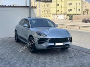 Porsche  Macan  2019  SUV  Automatic  4  77,650  AWD  Silver  Gasoline