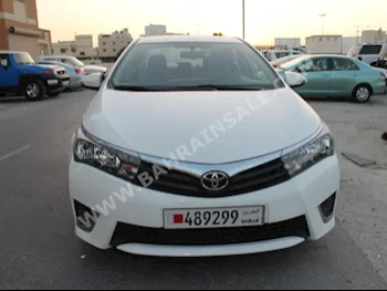 Toyota  Corolla  XLI  2015  Sedan  Automatic  4  83,000  FWD  Pearl  Gasoline