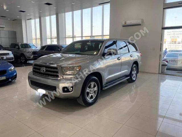 Toyota  Sequoia  SR5  2009  SUV  Automatic  8  196,150  4WD  Silver  Gasoline