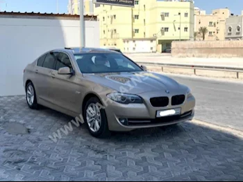 BMW  5-Series  520i  2013  Sedan  Automatic  4  200,100  RWD  Gold  Gasoline