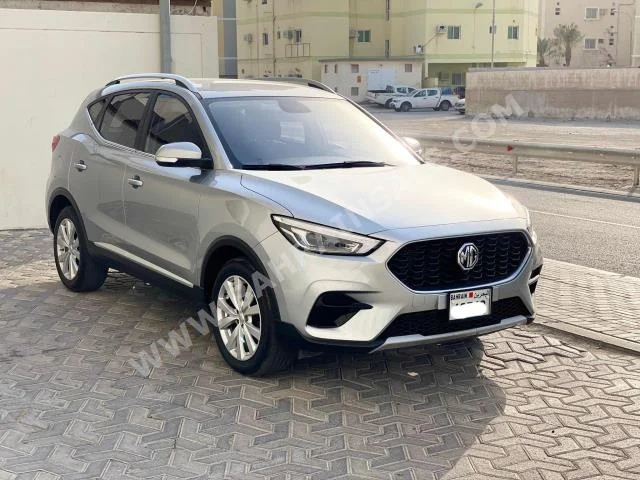 MG  2023  SUV  Automatic  4  59,300  FWD  Silver  Gasoline