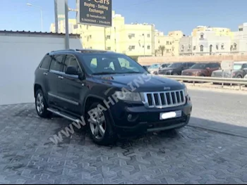 جييب  جراند شيروكي  ليميتد  2013  اس يو في  اتوماتك  8  193,300  دفع رباعي  ازرق  بنزين