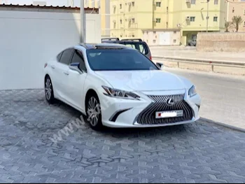 لكزس  اي اس  350  2021  سيدان  اتوماتك  6  39,500  دفع خلفي  أبيض  بنزين