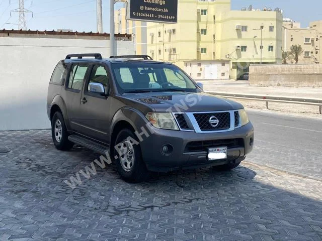نيسان  باثفايندر  2008  اس يو في  اتوماتك  6  187,700  دفع خلفي  بني  بنزين