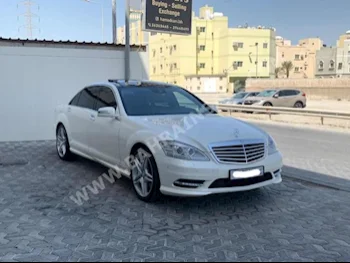 مرسيدس - بنز  اس - كلاس  350  2010  سيدان  اتوماتك  6  59,550  دفع خلفي  أبيض  بنزين