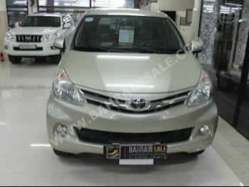 Toyota  Avanza  2015  Van / Bus  Automatic  4  83,000  FWD  Gold  Gasoline
