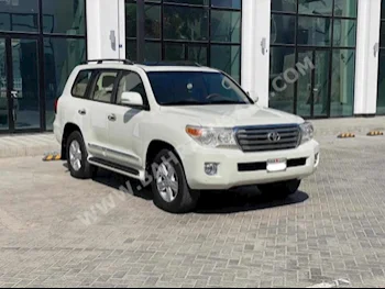 تويوتا  لاند كروزر  جي اكس ار  2014  اس يو في  اتوماتك  8  203,100  دفع كلي مستمر  أبيض لؤلؤي  بنزين