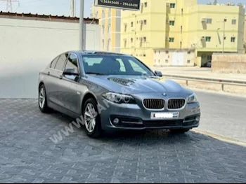 بي ام دبليو  الفئة - الخامسة  520i  2016  سيدان  اتوماتك  4  167,100  دفع أمامي  رمادي  بنزين