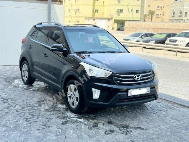 هيونداي  كريتا  2017  اس يو في  اتوماتك  4  218,150  دفع أمامي  أسود  بنزين