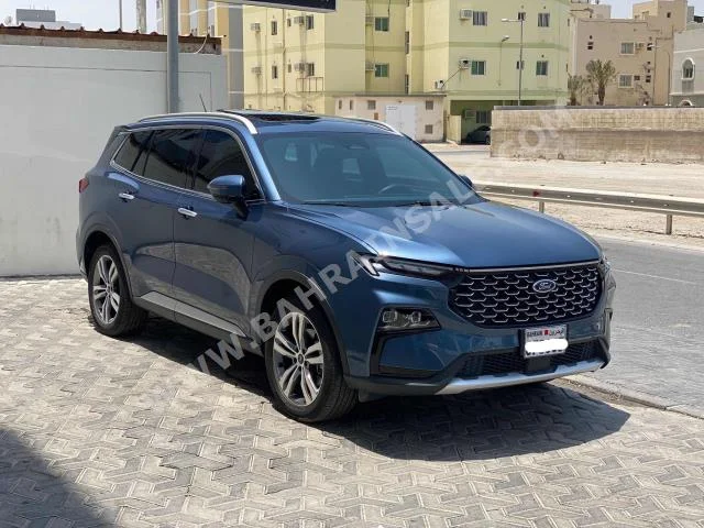 فورد  كستم لاين  2024  اس يو في  اتوماتك  4  28,650  دفع خلفي  ازرق  بنزين