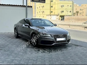 Audi  A7  3.0  2013  Sedan  Automatic  6  142,250  RWD  Gray  Gasoline