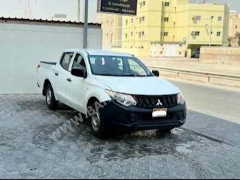 Mitsubishi  L 200  2016  Pick Up  Manual  4  191,500  RWD  White  Gasoline